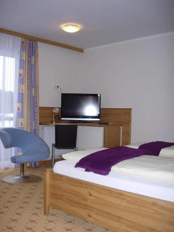 Erlebnis-Hotel-Appartements Латшах-обер-дем-Факер-Зе Экстерьер фото