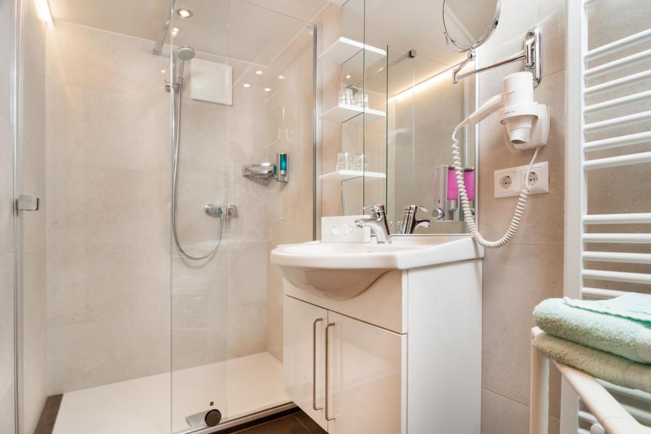 Erlebnis-Hotel-Appartements Латшах-обер-дем-Факер-Зе Экстерьер фото